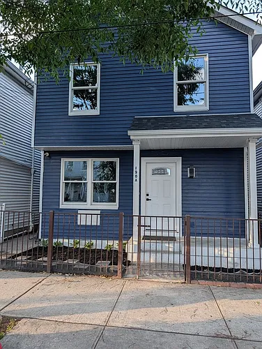 190 Dwight St Photo 1