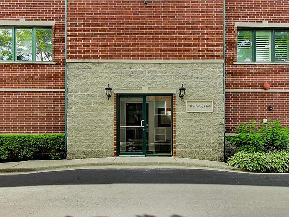 2nd image of 511 N Cass Ave APT 2C
