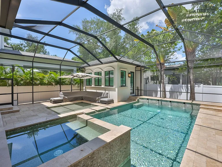 629 Riviera Dr — Photo 42