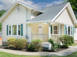 230 Southbridge Rd, Charlton, MA 01507