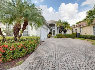5659 Fountains Dr S, Lake Worth, FL 33467