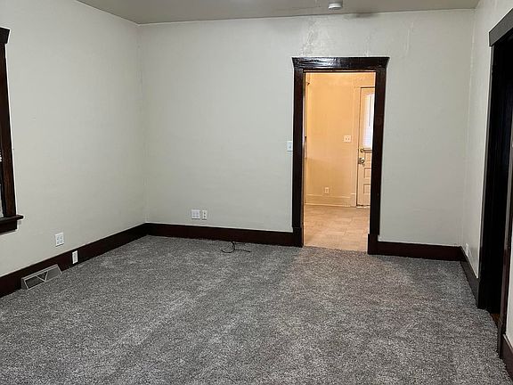 2nd image of 111 W Washington Ave