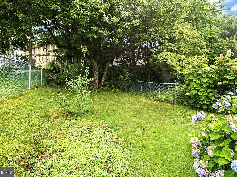 7200 Shalkop St — Photo 29