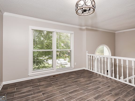 4th image of 17 Stonecreek Dr