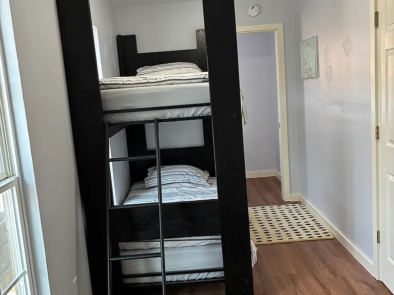 300 Meacham Ln — Photo 25