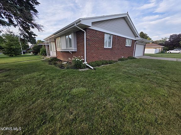 5th image of 641 Holly Dr