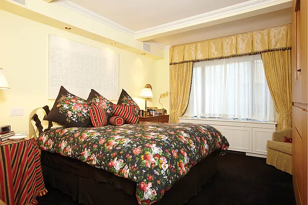 Sold by Stribling | media 15