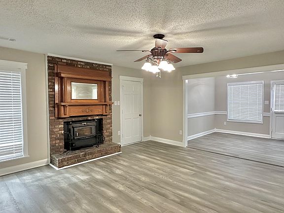 2nd image of 6043 Tall Willow Dr