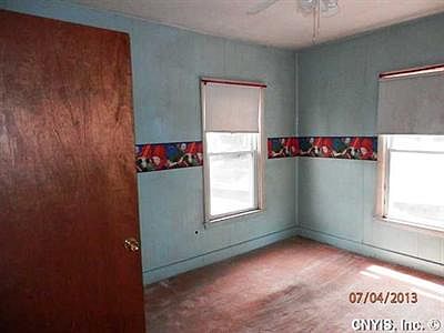 4th image of 128 Parkway Dr