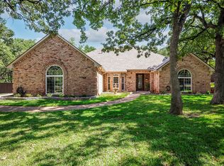 185 Fawn Hollow Dr, Argyle, TX 76226