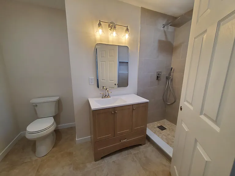 104 Westdale Ct — Photo 18