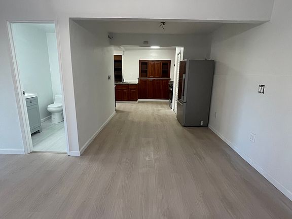 5th image of 1513 Fir Ave