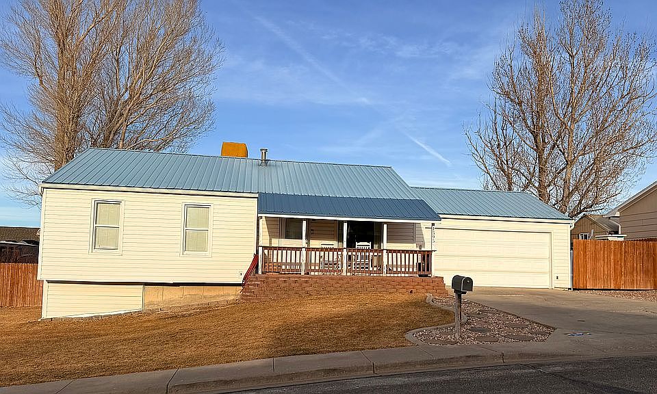 1st image of 1595 Massachusetts Ct
