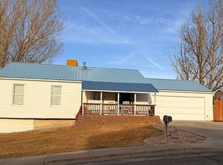 1595 Massachusetts Ct, Green River, WY 82935