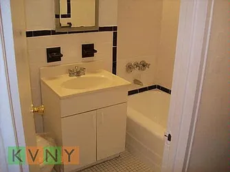 Rented by KVNY Soho