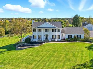 400 Todd Dr, Simpsonville, KY 40067