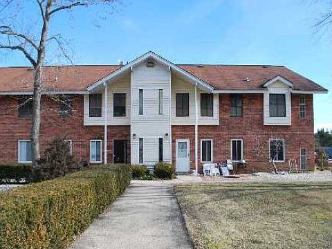 1st image of 31 Idaho Ct #31