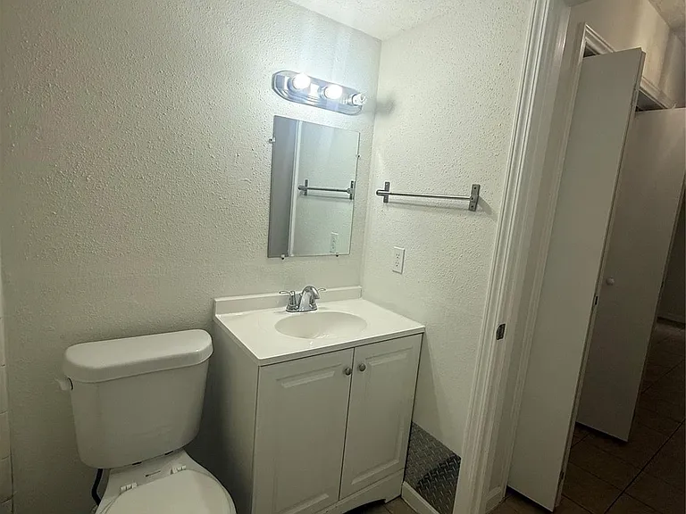 12335 W Village Dr #A — Photo 35