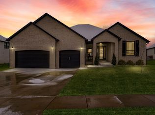 2053 N Riva Ridge Court, Springfield, MO 65802