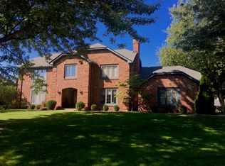 409 Green Meadow Dr, Anderson, IN 46011