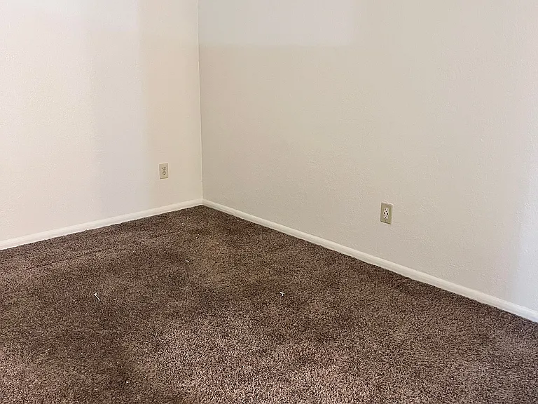3052 N Alvernon Way #109 — Photo 7