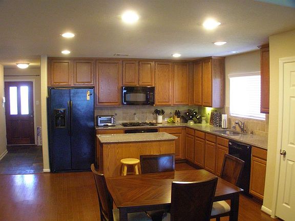 5th image of 6311 Saragosa Crossing Ln