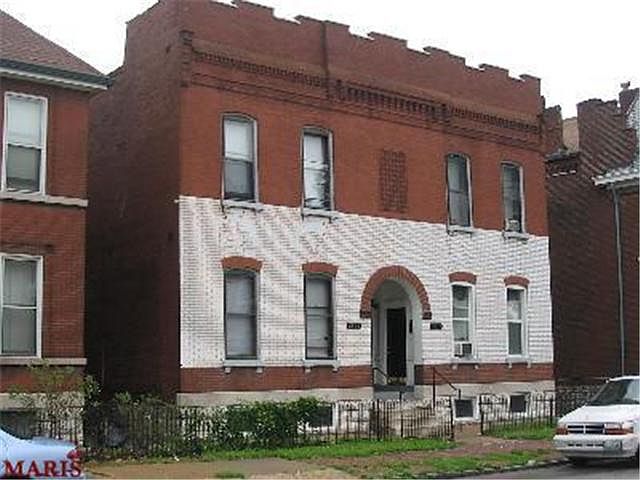 1st image of 2811-2813 Magnolia Ave