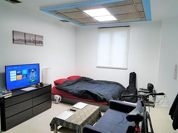 3rd image of 75 Liberty Ave #115