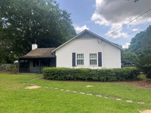 2814 Rainwater Rd, Tifton, GA 31793