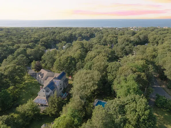 8 Joslin Lane, East Sandwich, MA 02537