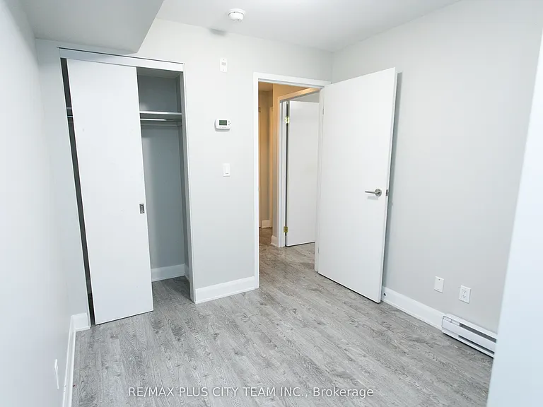 686 Bathurst St #L03 — Photo 10