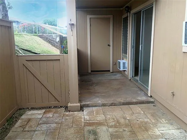 98-854 Noelani St #62 — Photo 4