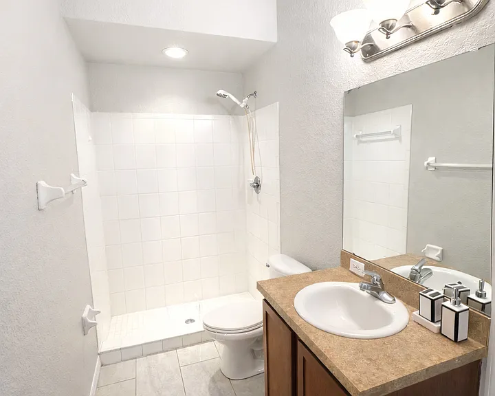 1192 Normandy Heights Cir — Photo 17