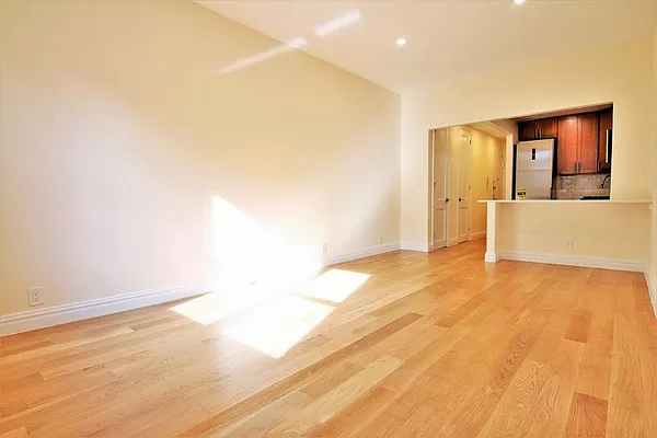 Rented by JK Dansar Corp | media 3