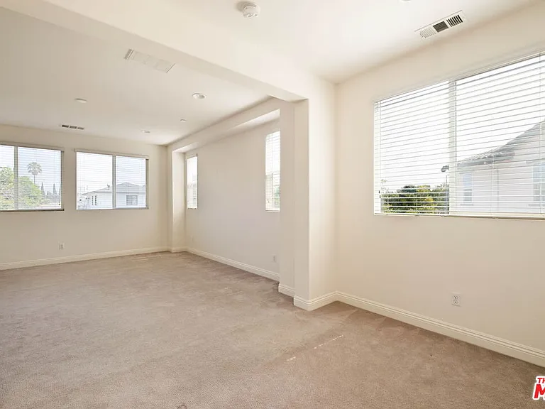 5929 Spelthorne Ln — Photo 26