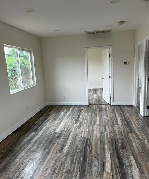 S Walnut Ave — Photo 5