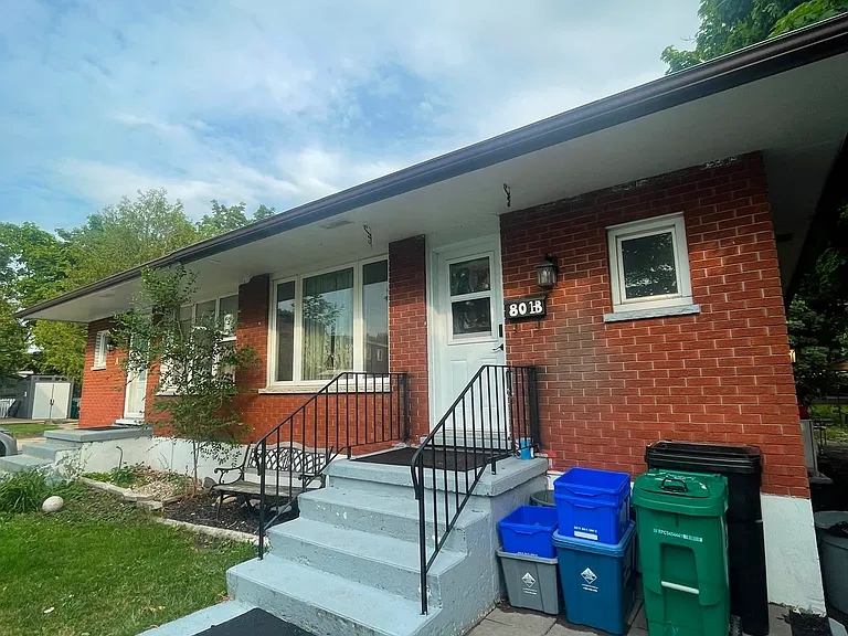 801 Patterson Pl — Photo 1