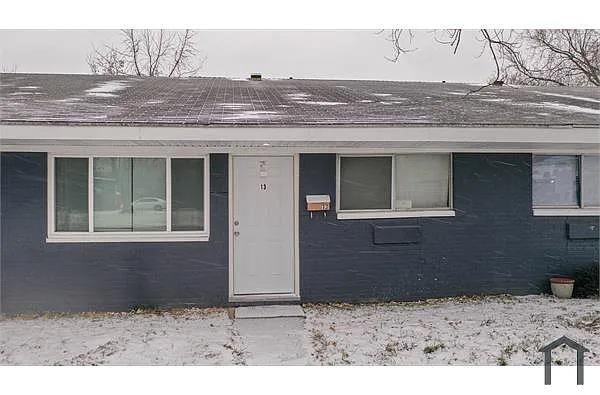 Building Photo - 3817 Lippincott Blvd #13