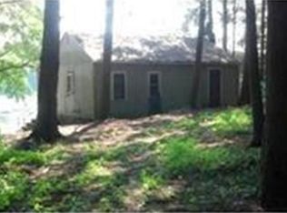 51 Camp Rd, Leverett, MA 01054