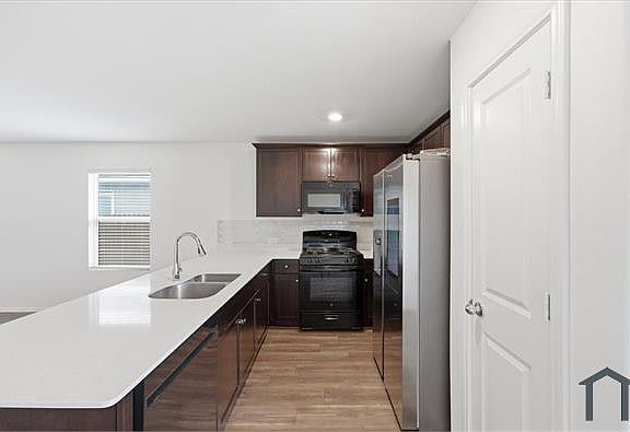 5th image of 7336 Woodpecker Dr