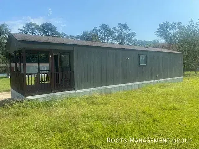 1 Bed 1 Bath Home Available for Lease at Devencrest & RV Park - Apply Now! — Photo 2