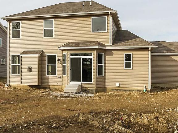 Located on 0011 in The Oaks At Churchill Club in Oswego, IL