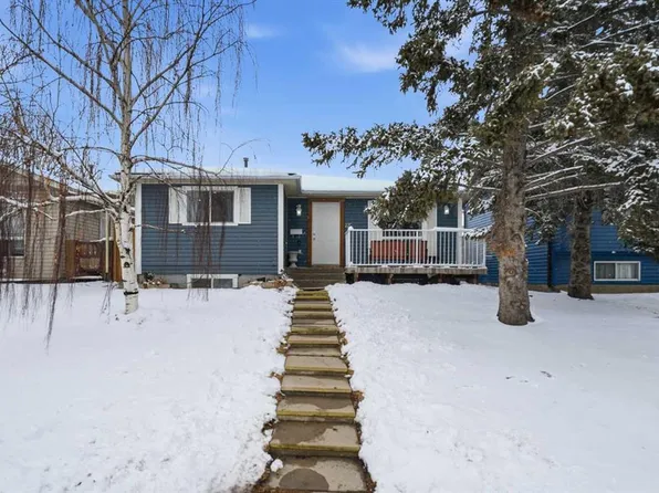 72 S Falchurch Rd NE, Calgary, AB T3J 1J8