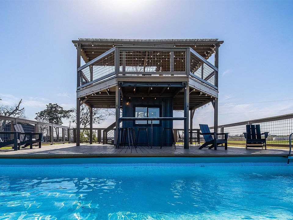 1st image of 8604 Elroy Rd