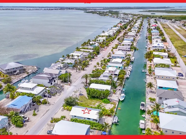 637 Caribbean Dr E, Summerland Key, FL 33042