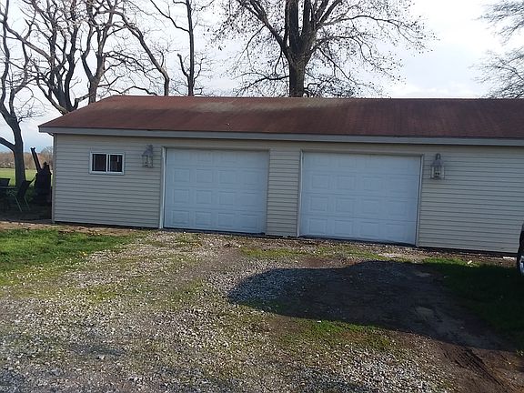3rd image of 464COUNTY Road 700e