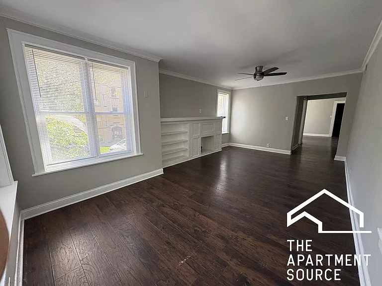 6300 N Oakley Ave #1 — Photo 5