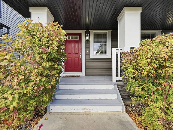 4th image of 16012 11th Ave SW