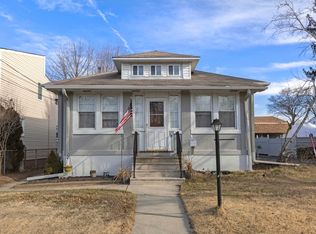 34 Marinus St, Rochelle Park, NJ 07662