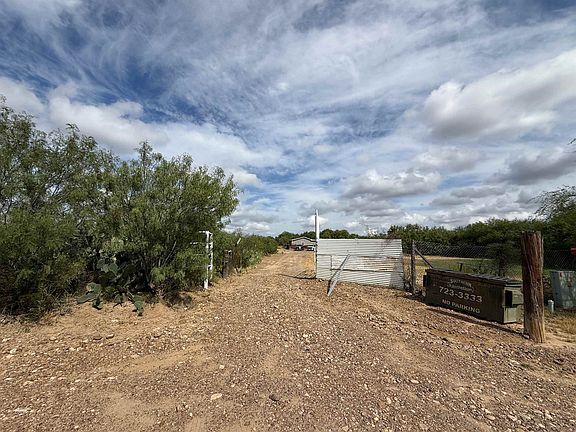 3rd image of 284 Rancho Nopal Rd
